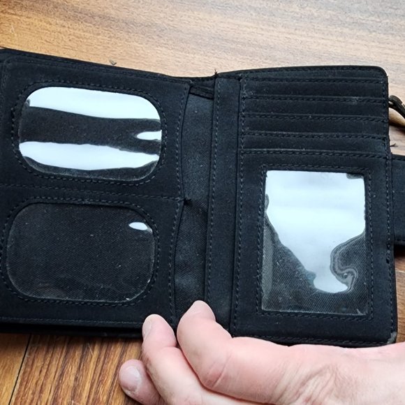 Target Black Genuine Leather Fold-Up Wallet - Picture 11 of 16